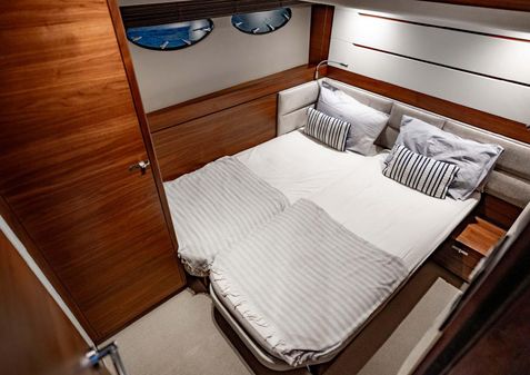 Princess Flybridge 68 Motor Yacht image