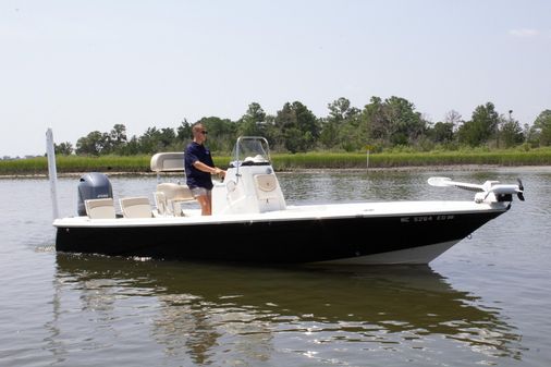 NauticStar 215 XTS image