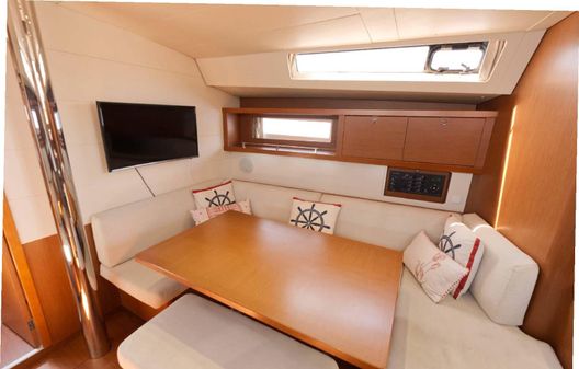 Beneteau Oceanis 45 image