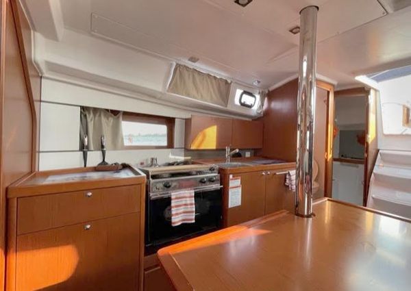 Beneteau OCEANIS-35-1 image