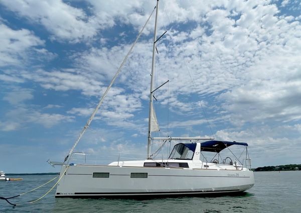 Beneteau OCEANIS-35-1 image