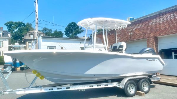 Tidewater 220LXF 