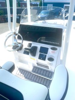 Tidewater 220LXF image