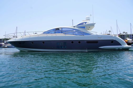 Azimut 62S image