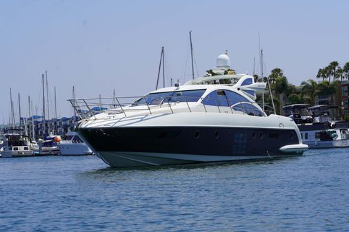 Azimut 62S image