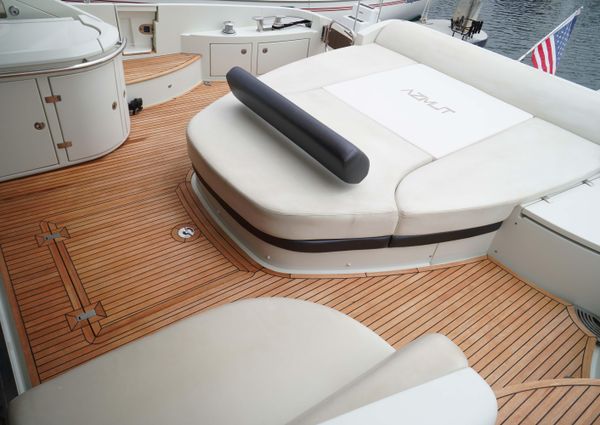 Azimut 62S image