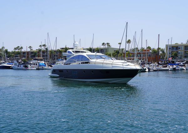 Azimut 62S image