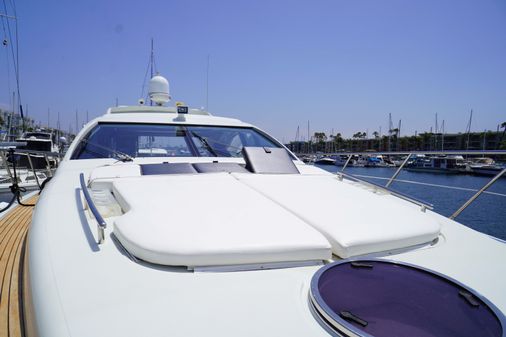 Azimut 62S image