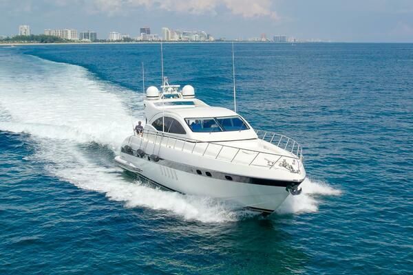 Mangusta 72 Open image