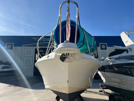 Robalo 2440-WALKAROUND image