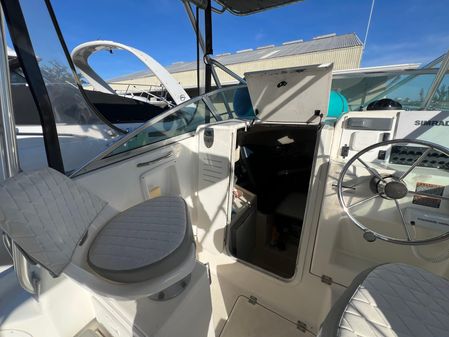 Robalo 2440-WALKAROUND image