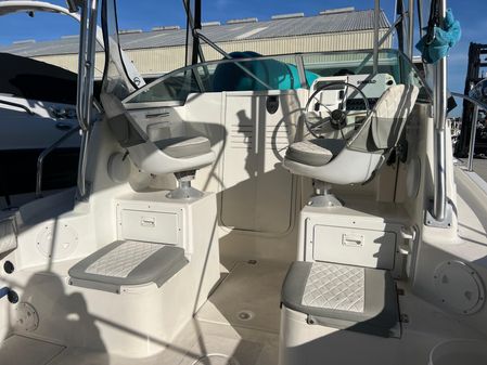 Robalo 2440-WALKAROUND image