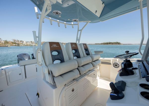 Cobia 350 Center Console image