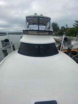 Carver 40 Command Bridge image