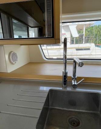 Lagoon 52 image