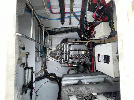 Lagoon 52 image