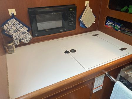 Beneteau 393 image