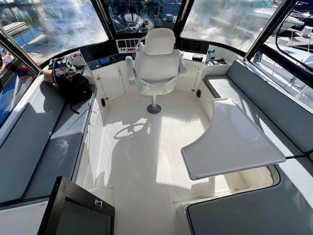 Del Rey Cockpit Motoryacht image