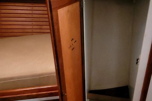 Wilbur 34-FLYBRIDGE image