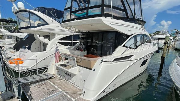 Sea Ray 400 Fly