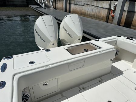 SeaVee 320B image