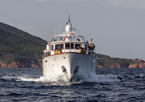 Feadship Classic Canoe Stern image