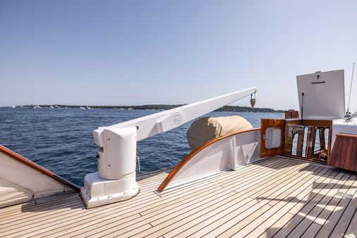 Feadship Classic Canoe Stern image