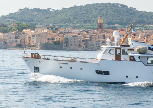 Feadship Classic Canoe Stern image