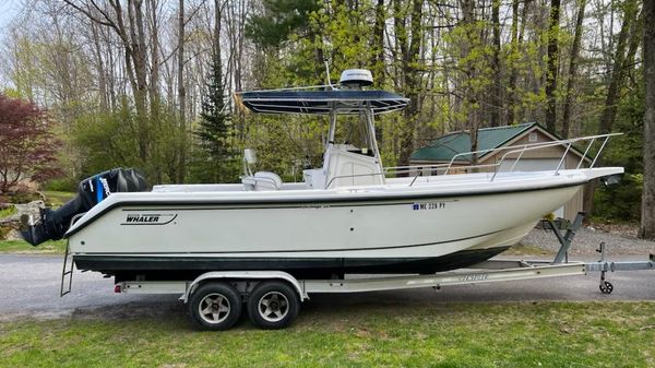 Boston Whaler 26 Outrage