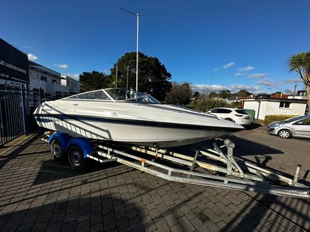 Crownline 180 CD image