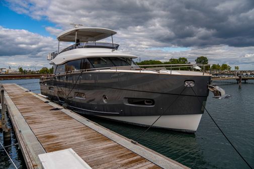 Azimut Magellano 66 image