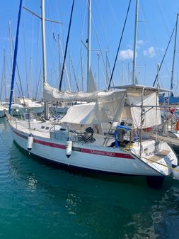 Beneteau Oceanis 390 image