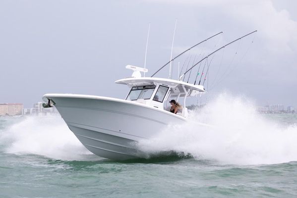 Sea Fox 368 Commander - main image