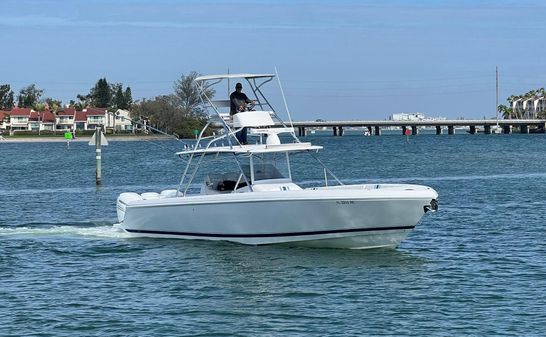 Intrepid 400 Center Console image