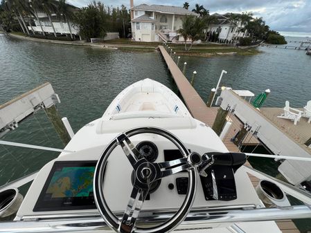 Intrepid 400 Center Console image