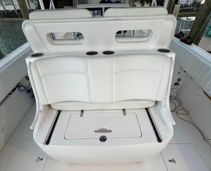 Intrepid 400 Center Console image