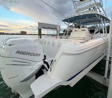 Intrepid 400 Center Console image