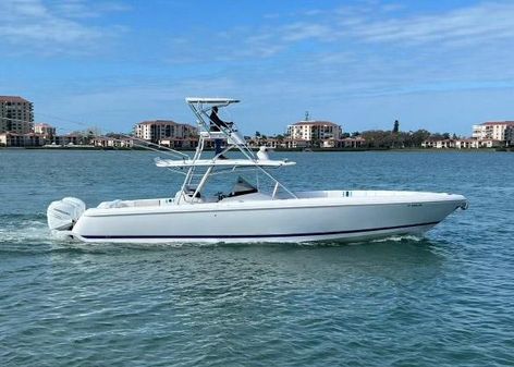 Intrepid 400 Center Console image