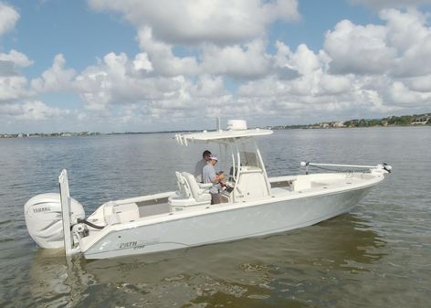 Pathfinder 2700 Center Console image