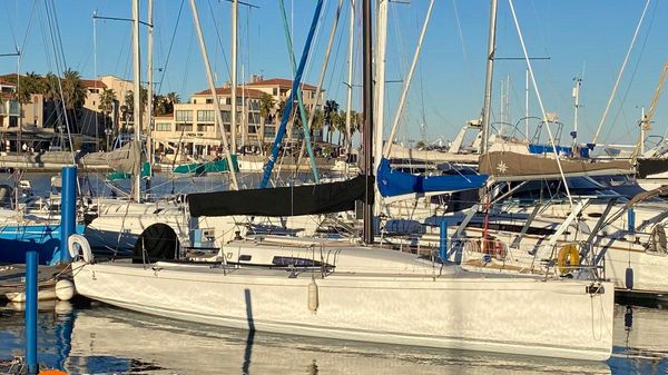J Boats J 111