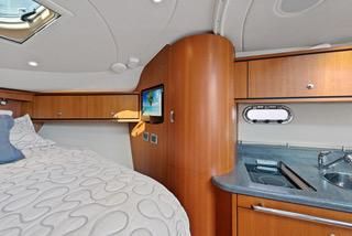 Tiara Yachts 3500 Sovran image