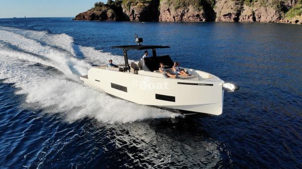 De Antonio Yachts D42 image