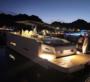 De Antonio Yachts D42 image