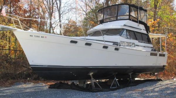 Bayliner 3888 Motoryacht