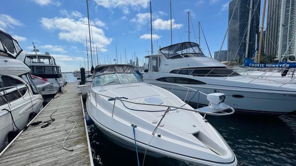 Cruisers Yachts 3470 Express
