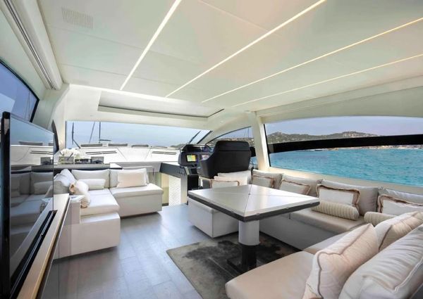 Pershing 70 image