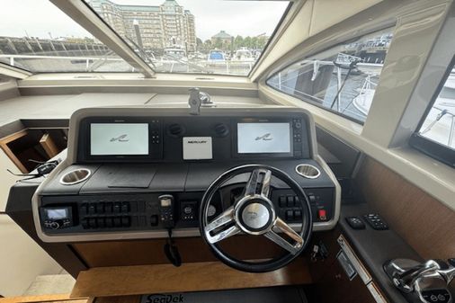 Sea Ray Sundancer 400 image