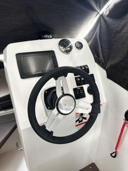 Beneteau Antrares 7 OB V2 image