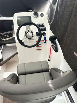 Beneteau Antrares 7 OB V2 image