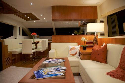 Johnson 70 Motor Yacht Sky-Lounge image